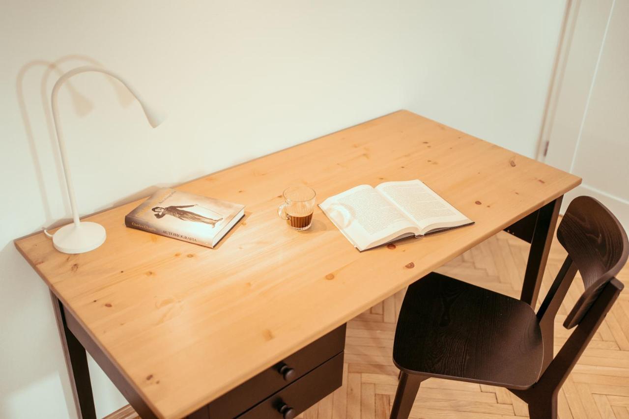 شقة وارسو  في Wilcza Apartament المظهر الخارجي الصورة